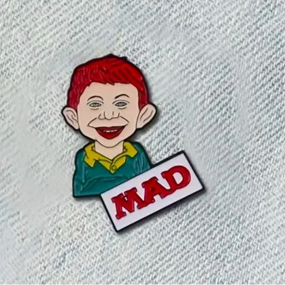 MAD Magazine Enamel Metal Pin - Picture 6 of 7